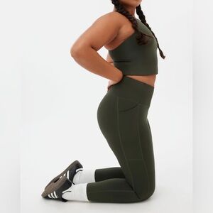 Girlfriend Collective Compressive Pocket Legging Terrace Green Size XL 28 inch